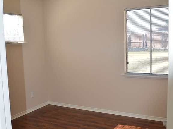 2nd image of 7154 Peter Pan Ave
