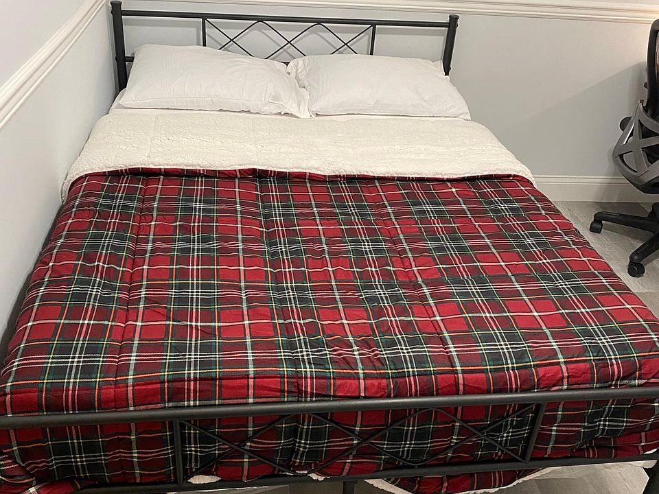LUCID MEMORY FOAM QUEEN SIZE BED