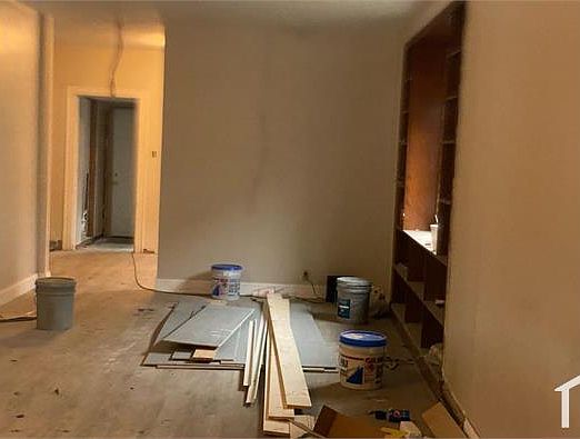 2nd image of 951 Haugh St