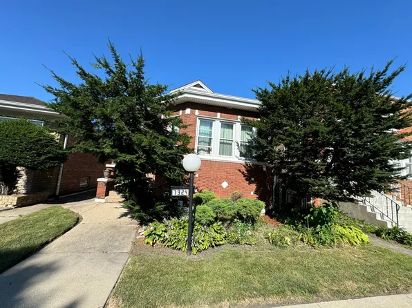 7924 S La Salle St, Chicago, IL 60620