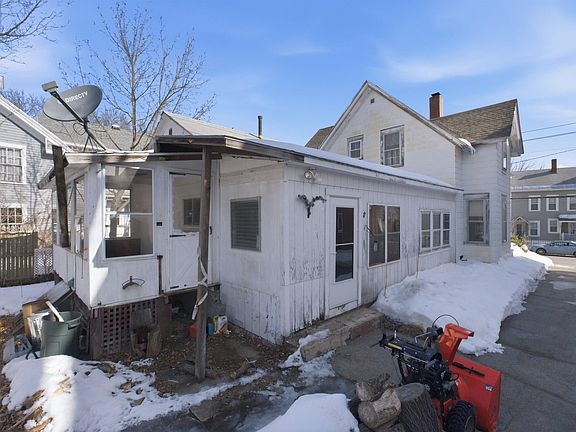 5th image of 25 N Spring Street