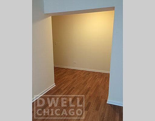 3rd image of 6000 N Kenmore Ave #6006102