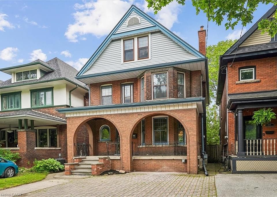 1st image of 33 Saint Clair Ave