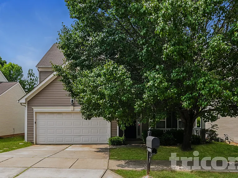 3101 Less Traveled Trl — Photo 1