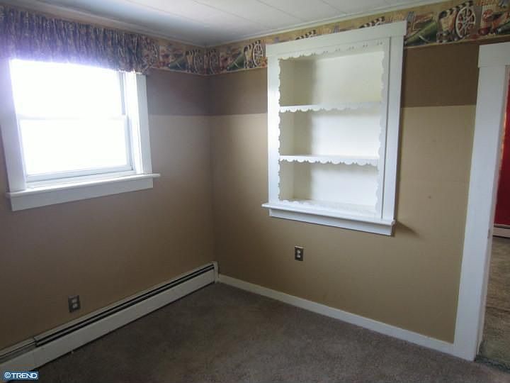 1st image of 231 W Vine St