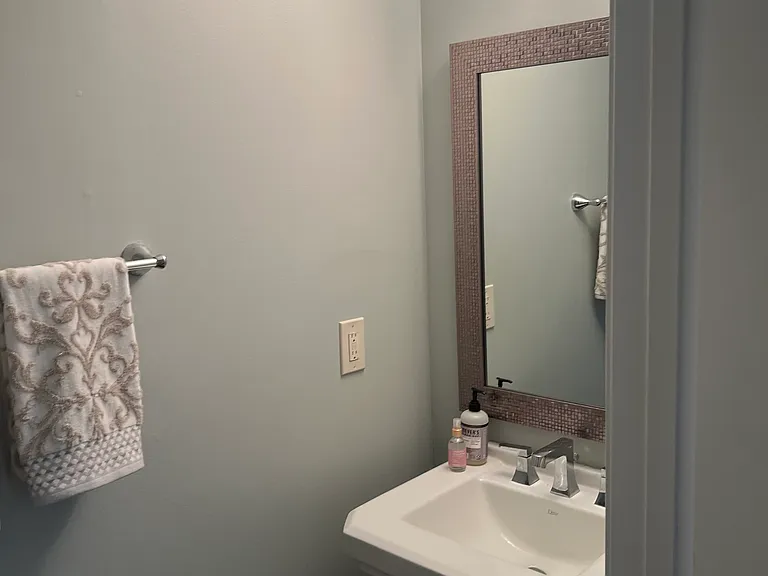 1870 Fairway Cir NE — Photo 28