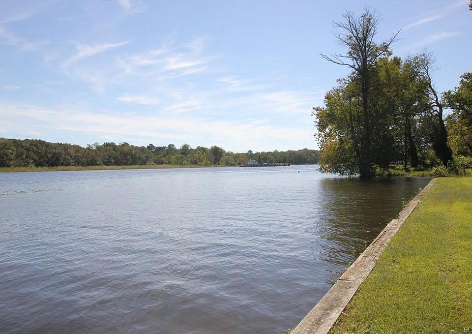 1st image of 28101 Fluharty Dr