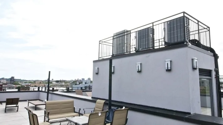 Rented by Nooklyn NYC LLC | media 12