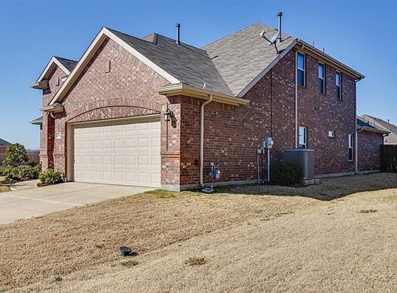 3rd image of 3012 Trellis Way