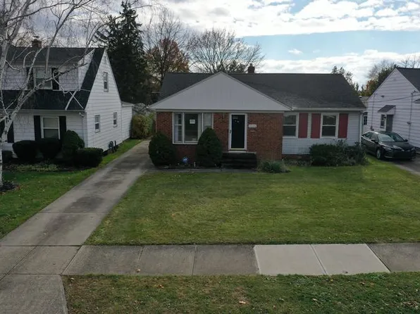 16004 Mendota Ave, Maple Heights, OH 44137