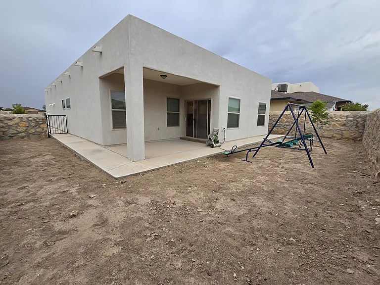 6556 Harapon St — Photo 4