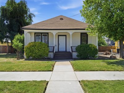 121 E Elm Street, Hanford, CA, 93230
