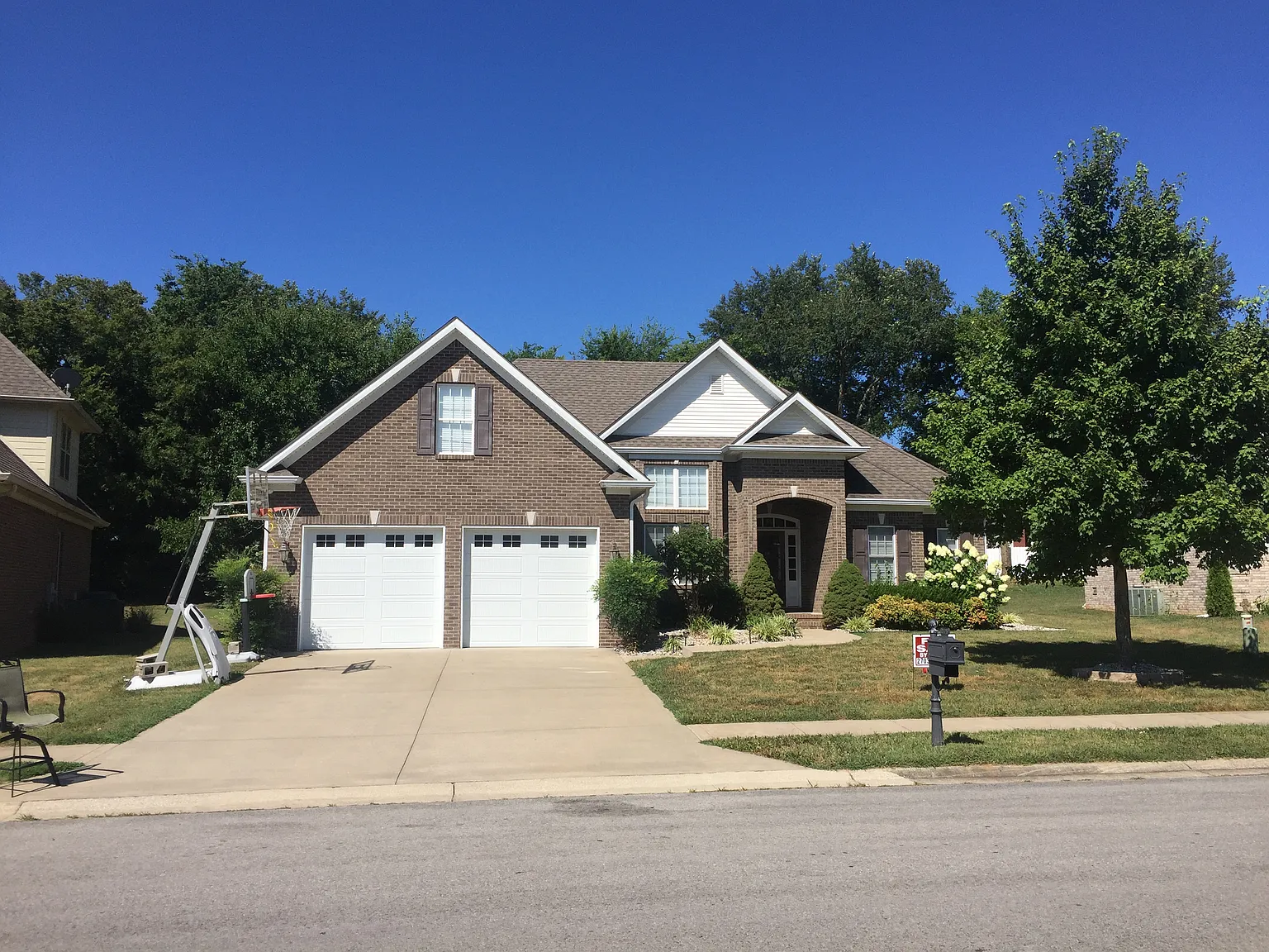 2805 Laurelstone Ln photo 1