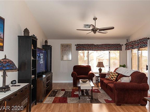 2nd image of 2632 Youngdale Dr