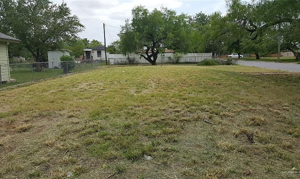 1st image of 600 E Agostadero St