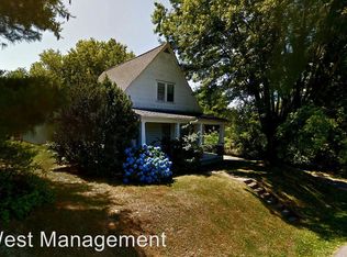 710 Roanoke St, Christiansburg, VA 24073