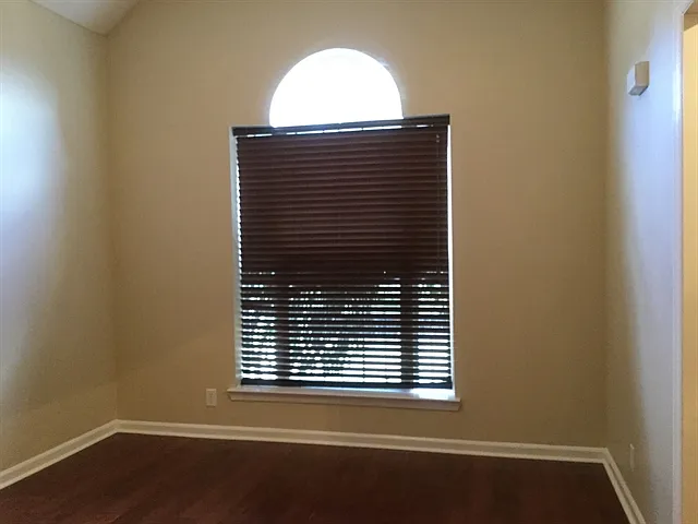 5104 Brookstone Ct — Photo 9