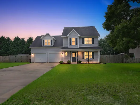 60 Dover Ct E, Sanford, NC 27332