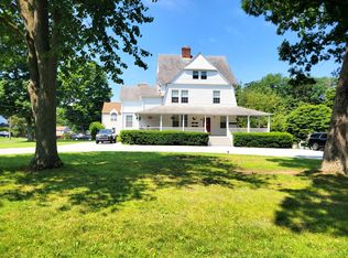 100 N Fairfield Rd APT 8, Devon, PA 19333