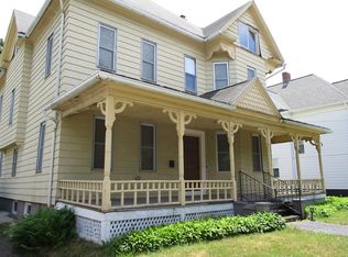 340 Pleasant St, Holyoke, MA 01040