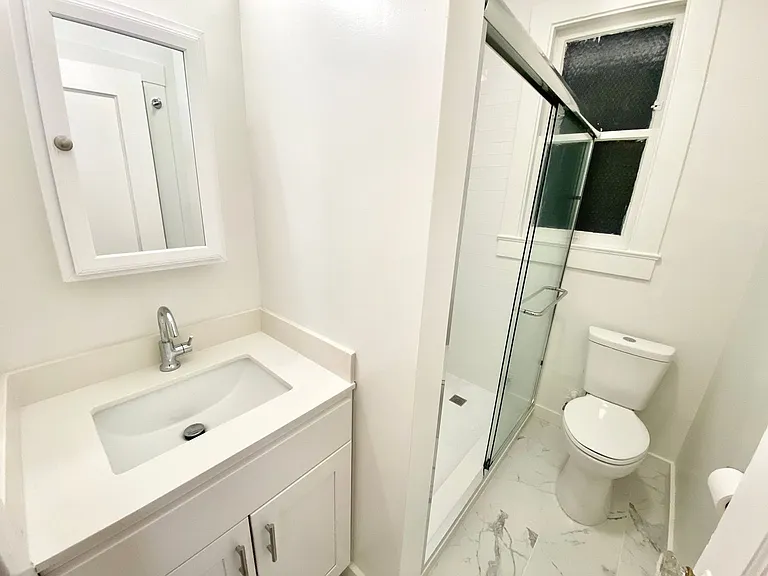 1888 Golden Gate Ave #14 — Photo 16
