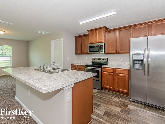5th image of 2404 Sotterley Ln