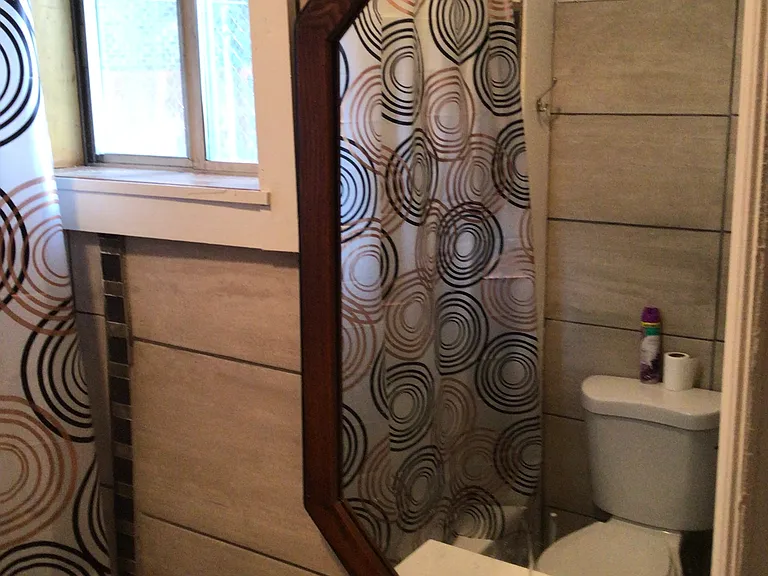 1252 Kenneth Ave — Photo 11