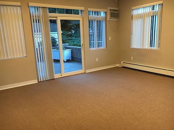 5th image of 25 Newton Ave