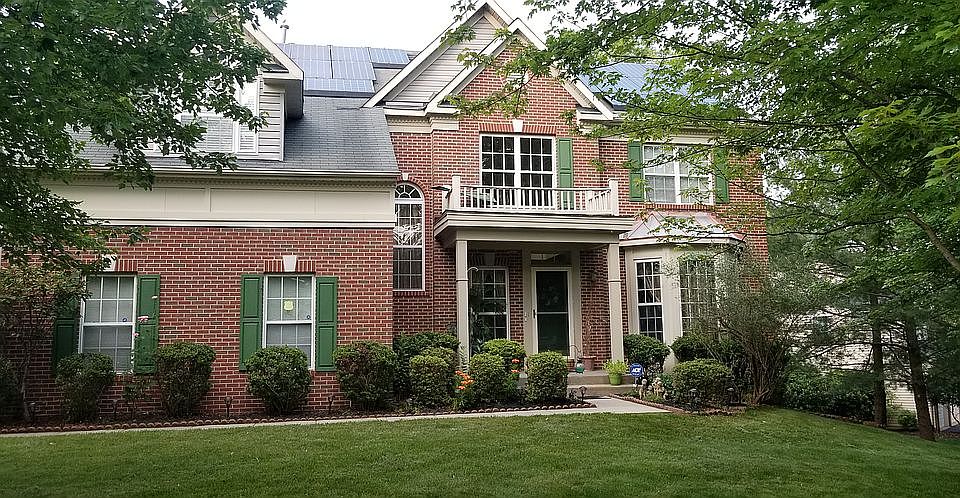 1st image of 3328 Governor Howard Dr