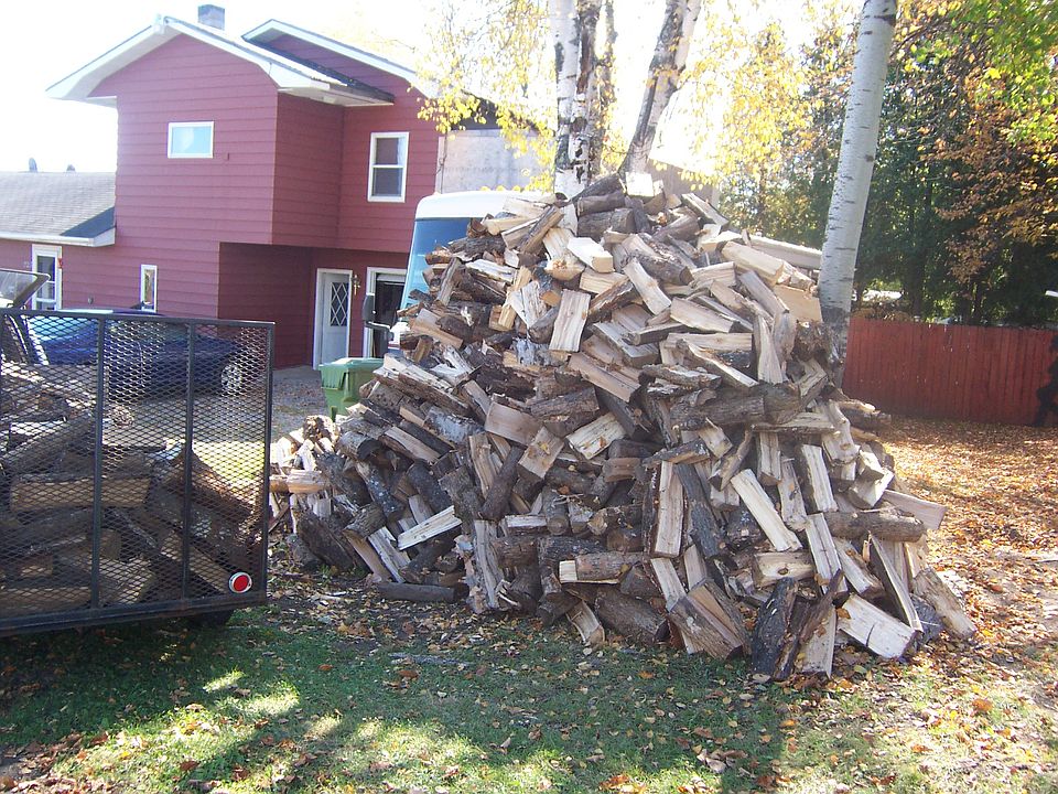 1st image of 223 2nd Ave N