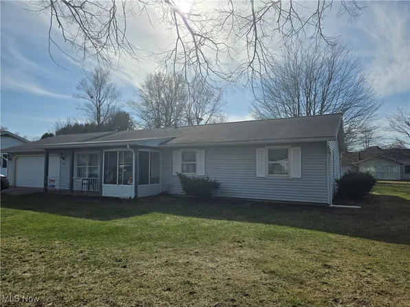 1501 Winterhaven Rd, Ashtabula, OH 44004