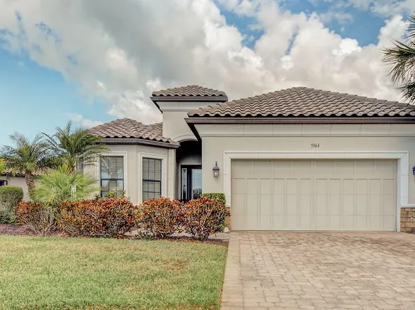 5564 Semolino St, Nokomis, FL 34275