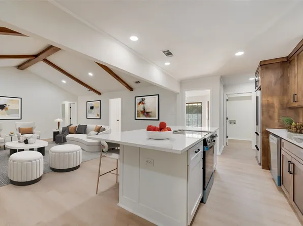 5813 Yacht Club Dr, Rockwall, TX 75032