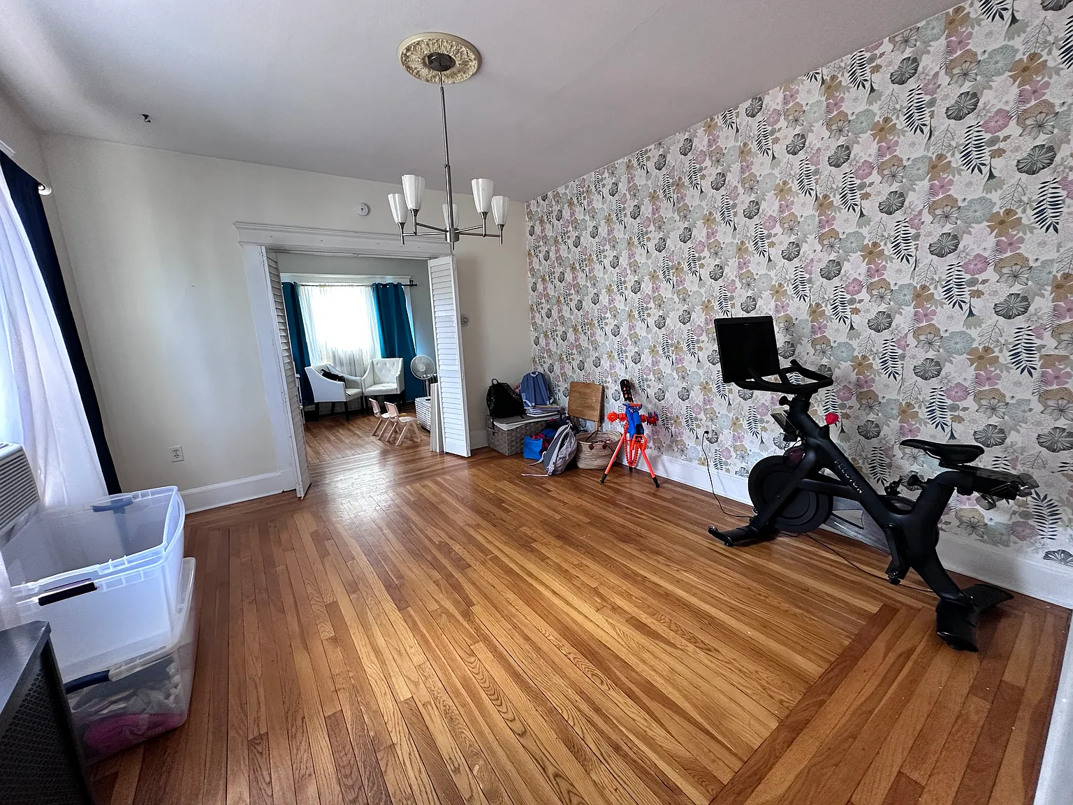 2 bed, 1000 sqft, $2,000 — Photo 4