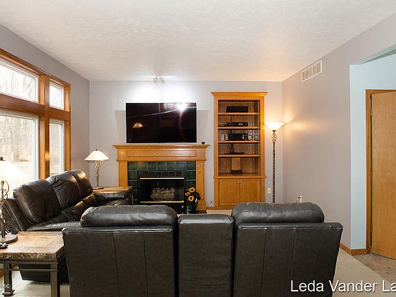 5th image of 5639 Dorado Ct NE