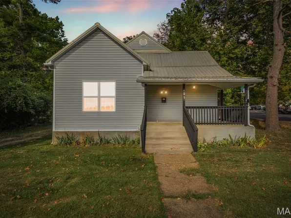 103 Rebel Dr, Park Hills, MO 63601