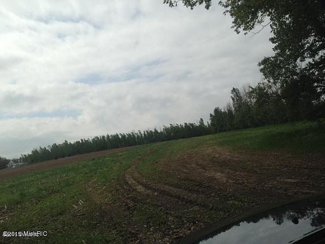 2nd image of 0 142nd Ave