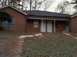 1136 Summer Brook Rd, Atlanta, GA 30349