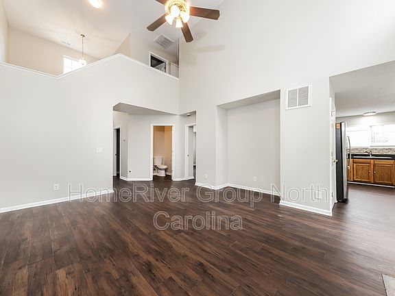 5th image of 1119 Highstone Dr