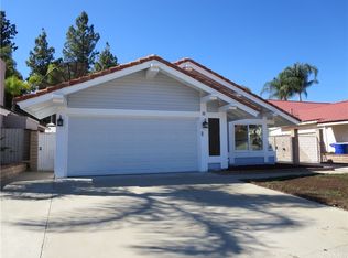 15 Rising Hill Rd, Pomona, CA 91766