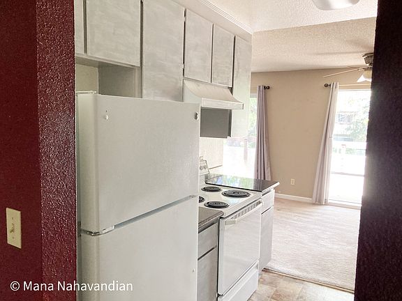 5th image of 283 Tradewinds Dr APT 12