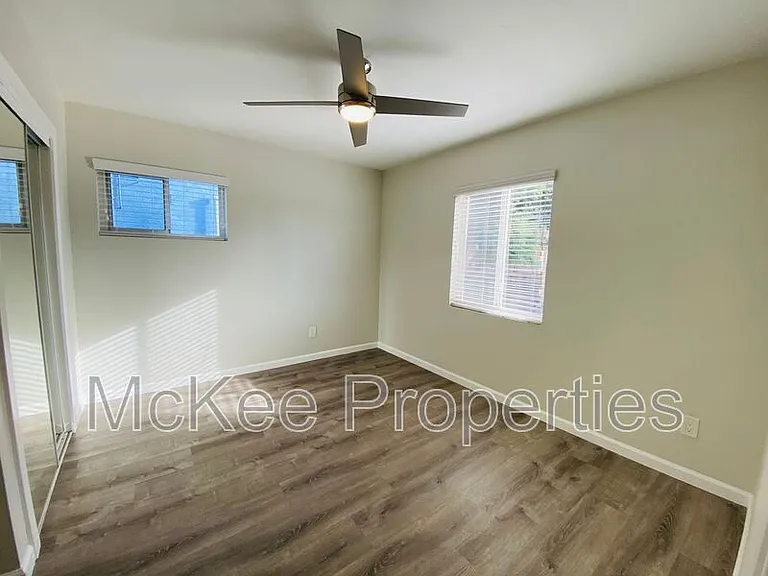 220 Fir St — Photo 6