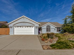 2790 Blue Bell Dr, Redding, CA 96001