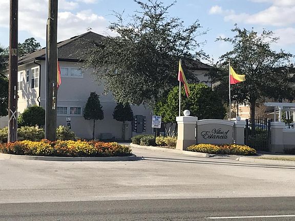 2nd image of 11368 Estancia Villa Cir #504