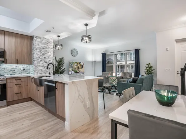 2609 NE 14th Avenue #114, Wilton Manors, FL 33334