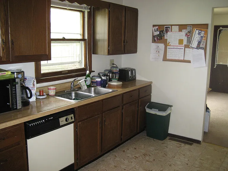 2007 Sumac Dr — Photo 5
