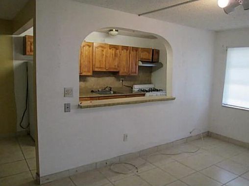 4th image of 20251 NE 2nd Ave #3
