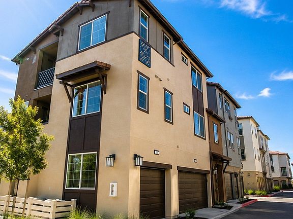 2nd image of 12925 Paradiso Dr #204