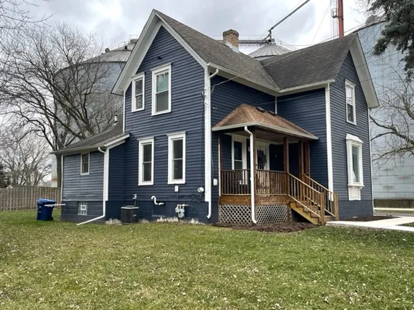 113 Babcock St, Elburn, IL 60119