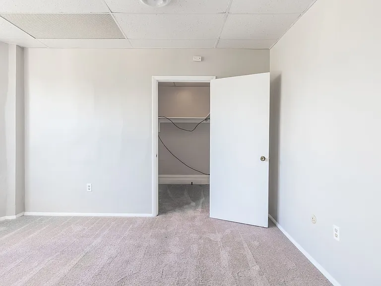 1500 Fallowfield Ave — Photo 36
